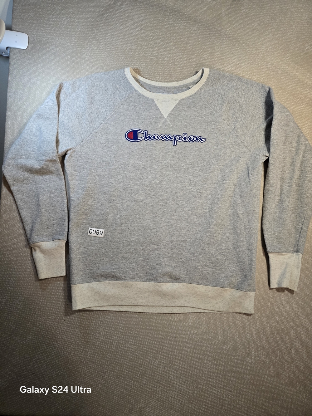 Vintage Champion Reverse Weave Crewneck Sweatshirt Gray Embroidered Spell Out L